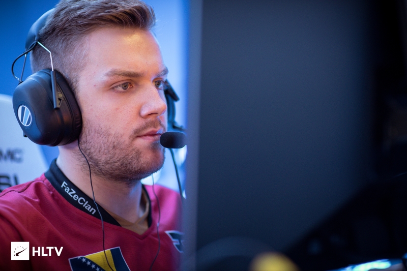 NaVi Junior 在 YaLLa Compass Qatar 2025 的季后赛中晋级