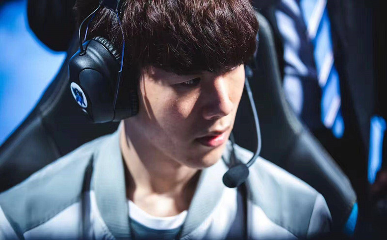 FPX官博为中单Care庆生：19岁新人还需成长，很荣幸与你一路同行